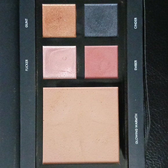 Face cheek and eyes palette - Picture 3 of 3
